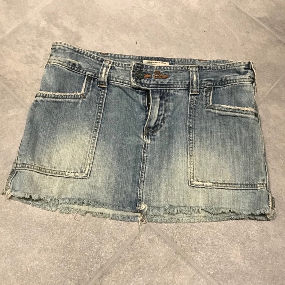 Abercrombie and Fitch Denim Mini Skirt Size 2